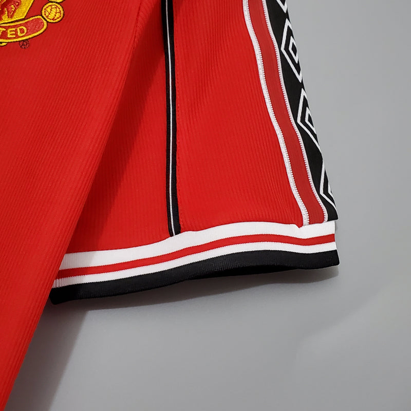CAMISA VERSÃO RETRÔ DO MANCHESTER UNITED 98/99